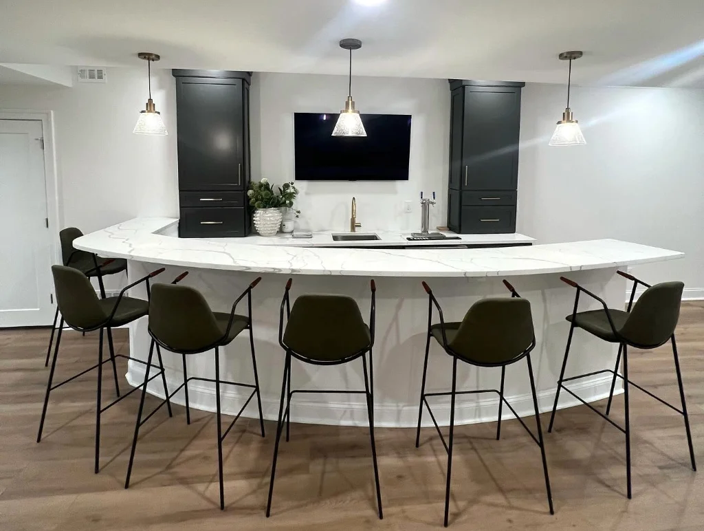 Custom Home Bar - StoneBridge Renovations